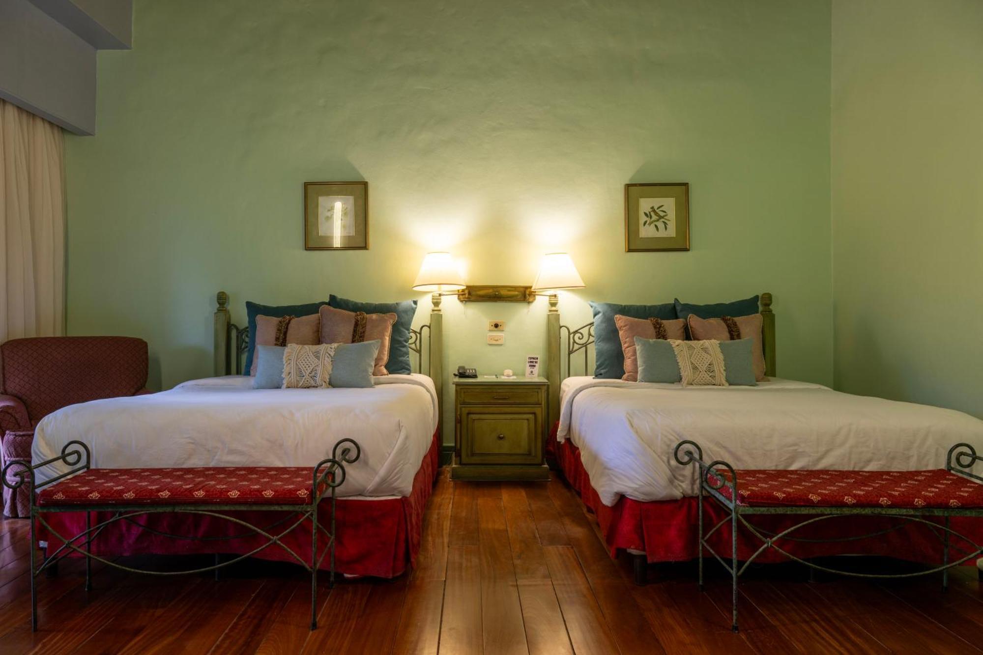 Hotel Casa Turire Turrialba Exteriör bild