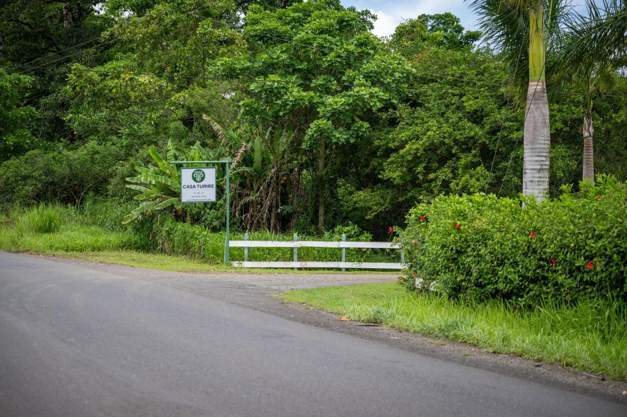 Hotel Casa Turire Turrialba Exteriör bild